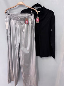 Silver leatherette trousers - medium